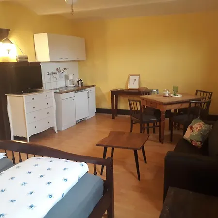 Schlossgut Franken - Doppelzimmer Scholarenstube Apartment Redwitz an der Rodach