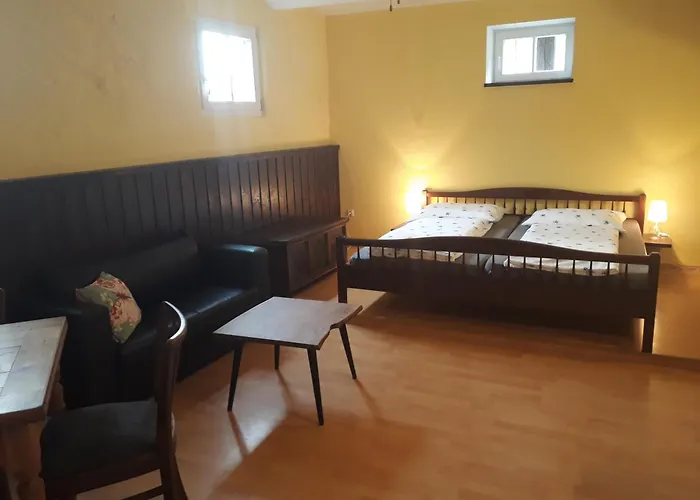 Lägenhet Schlossgut Franken - Doppelzimmer Scholarenstube *